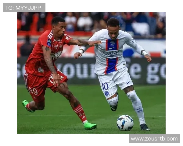 巴黎圣日耳曼迎战雷恩 强强对决引爆法甲激战悬念重重